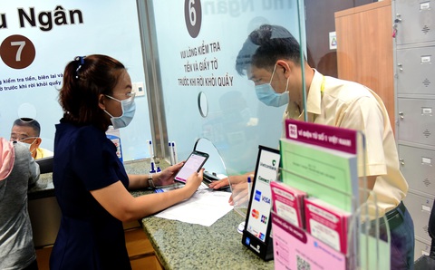 Bệnh viện đẩy nhanh thanh toán không dùng tiền mặt - Ảnh 1. Bệnh viện đẩy nhanh thanh toán không dùng tiền mặt - Ảnh 1.