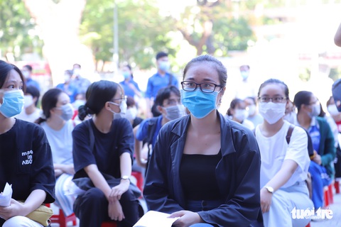 Đà Nẵng: Tất cả mẫu xét nghiệm ngày 4-7 của người tham gia kỳ thi tốt nghiệp THPT đều âm tính - Ảnh 2. Đà Nẵng: Tất cả mẫu xét nghiệm ngày 4-7 của người tham gia kỳ thi tốt nghiệp THPT đều âm tính - Ảnh 2.
