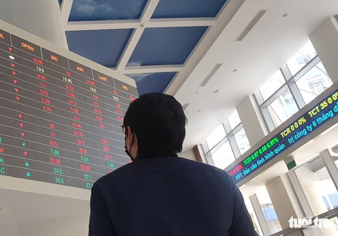 Bùng nổ hơn 1,44 tỉ USD giao dịch chứng khoán trong phiên khai trương hệ thống mới - Ảnh 1. Bùng nổ hơn 1,44 tỉ USD giao dịch chứng khoán trong phiên khai trương hệ thống mới - Ảnh 1.