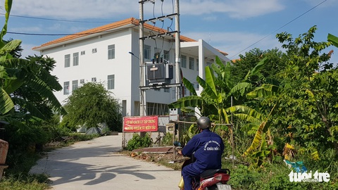 An Giang thêm 10 ca dương tính, 9 ca chưa rõ nguồn lây, giãn cách toàn TP Châu Đốc - Ảnh 2. An Giang thêm 10 ca dương tính, 9 ca chưa rõ nguồn lây, giãn cách toàn TP Châu Đốc - Ảnh 2.
