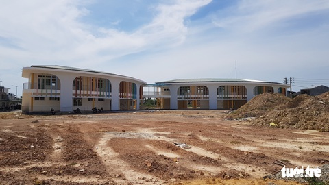 Trường mầm non hiện đại và đẹp nhất tỉnh chưa mở cửa đã lún cả gang tay - Ảnh 1. Trường mầm non hiện đại và đẹp nhất tỉnh chưa mở cửa đã lún cả gang tay - Ảnh 1.