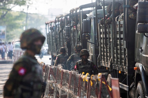 Hãng tin Reuters: Myanmar cấm lãnh đạo các công ty viễn thông xuất cảnh - Ảnh 1. Hãng tin Reuters: Myanmar cấm lãnh đạo các công ty viễn thông xuất cảnh - Ảnh 1.