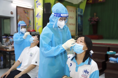TP.HCM cho học sinh ở tỉnh thi tốt nghiệp tại địa phương: Quá trễ, thí sinh không kịp trở tay - Ảnh 1. TP.HCM cho học sinh ở tỉnh thi tốt nghiệp tại địa phương: Quá trễ, thí sinh không kịp trở tay - Ảnh 1.