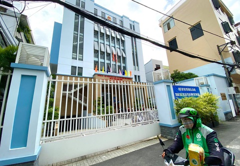 Ca nghi mắc COVID-19 đến mua bảo hiểm, UBND phường tìm người liên quan - Ảnh 1. Ca nghi mắc COVID-19 đến mua bảo hiểm, UBND phường tìm người liên quan - Ảnh 1.