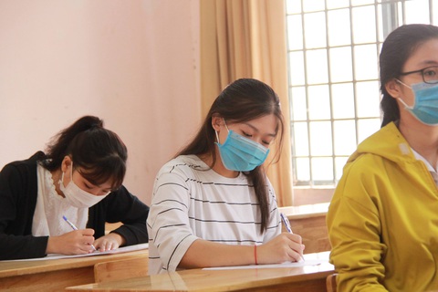Trên 1 triệu thí sinh cả nước làm thủ tục dự thi tốt nghiệp THPT - Ảnh 24. Trên 1 triệu thí sinh cả nước làm thủ tục dự thi tốt nghiệp THPT - Ảnh 24.