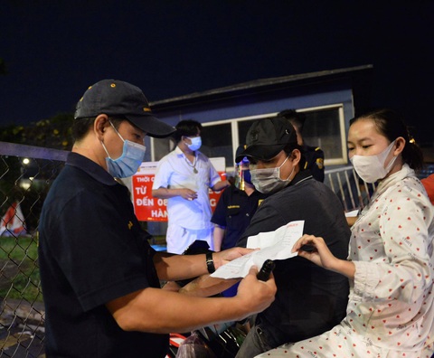 Tạm dừng mua bán tại chợ đầu mối Bình Điền kể từ 8h ngày 6-7 - Ảnh 1. Tạm dừng mua bán tại chợ đầu mối Bình Điền kể từ 8h ngày 6-7 - Ảnh 1.