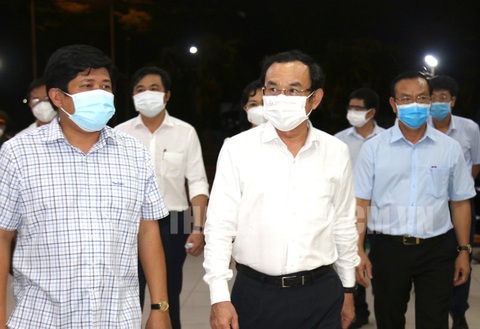 Bí thư Nguyễn Văn Nên: Nhanh chóng truy vết, khoanh vùng, xét nghiệm để sớm mở cửa chợ Bình Điền - Ảnh 1. Bí thư Nguyễn Văn Nên: Nhanh chóng truy vết, khoanh vùng, xét nghiệm để sớm mở cửa chợ Bình Điền - Ảnh 1.