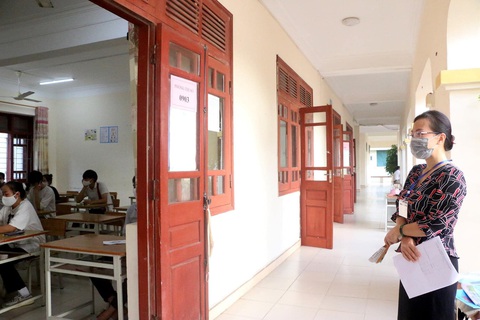 Những điểm thi đặc biệt - Kỳ 1: Vượt vũ môn ở đảo Cô Tô, Quan Lạn - Ảnh 1. Những điểm thi đặc biệt - Kỳ 1: Vượt vũ môn ở đảo Cô Tô, Quan Lạn - Ảnh 1.