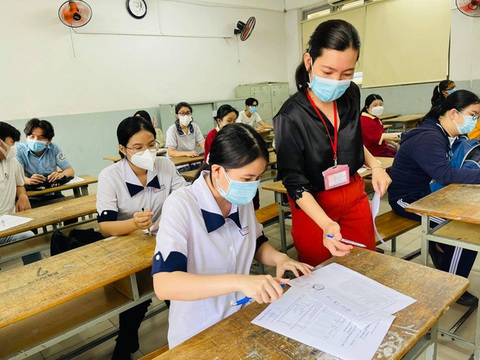 TP.HCM không tổ chức thi tốt nghiệp THPT đợt 2, sẽ xét đặc cách - Ảnh 1. TP.HCM không tổ chức thi tốt nghiệp THPT đợt 2, sẽ xét đặc cách - Ảnh 1.