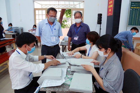 Trên 1 triệu thí sinh cả nước làm thủ tục dự thi tốt nghiệp THPT - Ảnh 10. Trên 1 triệu thí sinh cả nước làm thủ tục dự thi tốt nghiệp THPT - Ảnh 10.