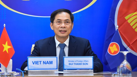 Nga khẳng định hỗ trợ đào tạo, bộ xét nghiệm và vắc xin COVID-19 cho ASEAN - Ảnh 1. Nga khẳng định hỗ trợ đào tạo, bộ xét nghiệm và vắc xin COVID-19 cho ASEAN - Ảnh 1.
