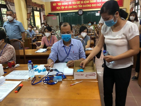 Sáng nay, gần 1 triệu thí sinh thi môn văn - Ảnh 11. Sáng nay, gần 1 triệu thí sinh thi môn văn - Ảnh 11.