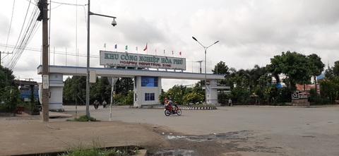 Vĩnh Long thêm 5 ca COVID-19, lập bệnh viện dã chiến - Ảnh 1. Vĩnh Long thêm 5 ca COVID-19, lập bệnh viện dã chiến - Ảnh 1.