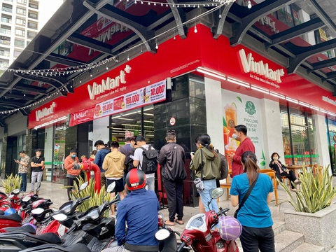 Giá cổ phiếu MSN tăng vọt, nhiều công ty chứng khoán liên tục nâng định giá - Ảnh 4. Giá cổ phiếu MSN tăng vọt, nhiều công ty chứng khoán liên tục nâng định giá - Ảnh 4.