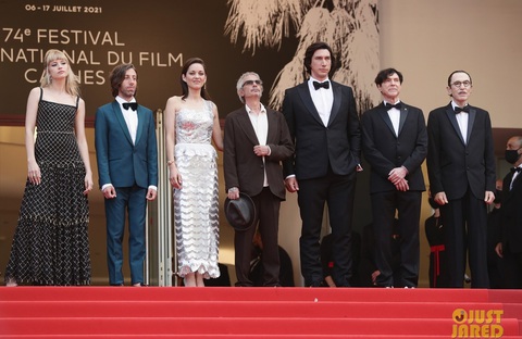 Mỹ nhân thế giới lộng lẫy và không khẩu trang trên thảm đỏ Cannes - Ảnh 2. Mỹ nhân thế giới lộng lẫy và không khẩu trang trên thảm đỏ Cannes - Ảnh 2.
