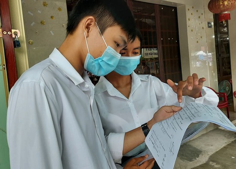 Đề toán thi tốt nghiệp THPT 2021: Thí sinh, giáo viên nói đề vừa sức - Ảnh 7. Đề toán thi tốt nghiệp THPT 2021: Thí sinh, giáo viên nói đề vừa sức - Ảnh 7.