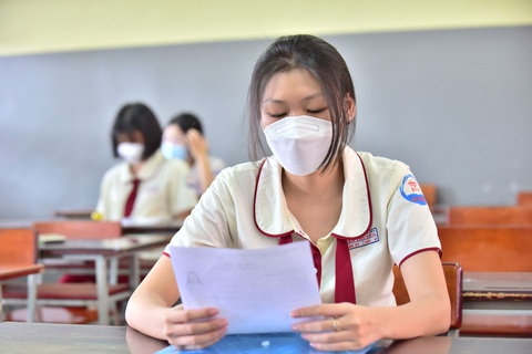 Chiều nay thí sinh thi toán, đề sẽ nhẹ nhàng như văn? - Ảnh 6. Chiều nay thí sinh thi toán, đề sẽ nhẹ nhàng như văn? - Ảnh 6.