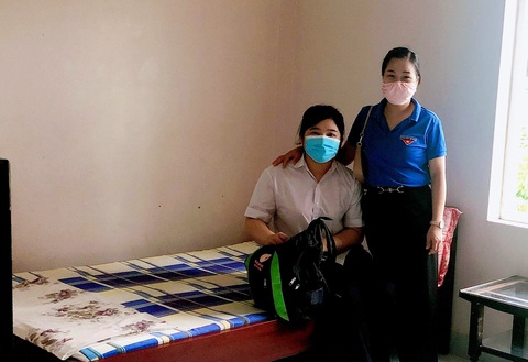 Các em chỉ việc thi cho tốt, việc ăn ở tui sẽ lo - Ảnh 1. Các em chỉ việc thi cho tốt, việc ăn ở tui sẽ lo - Ảnh 1.
