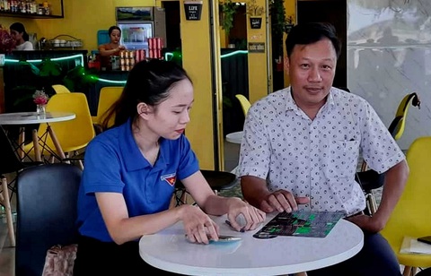 Các em chỉ việc thi cho tốt, việc ăn ở tui sẽ lo - Ảnh 2. Các em chỉ việc thi cho tốt, việc ăn ở tui sẽ lo - Ảnh 2.