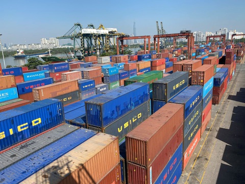 Doanh nghiệp cảng biển TP.HCM lo đứt gãy chuỗi vận chuyển - Ảnh 1. Doanh nghiệp cảng biển TP.HCM lo đứt gãy chuỗi vận chuyển - Ảnh 1.