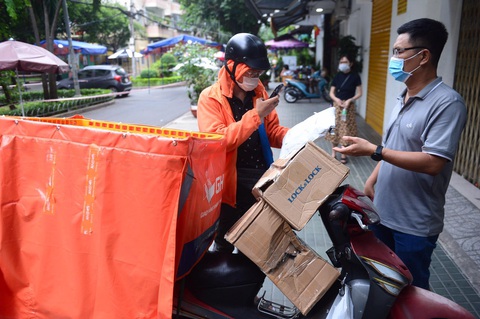 Sở Giao thông vận tải TP.HCM công bố các loại xe hoạt động sau từ 0h ngày 9-7 - Ảnh 1. Sở Giao thông vận tải TP.HCM công bố các loại xe hoạt động sau từ 0h ngày 9-7 - Ảnh 1.