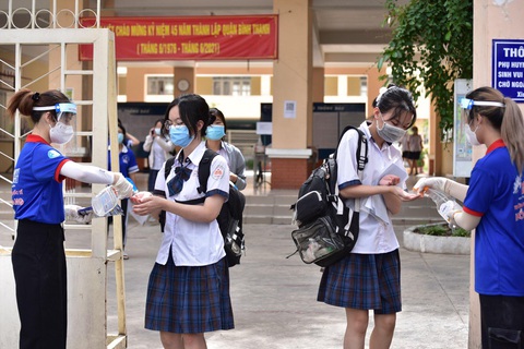 Những điểm tựa thầm lặng mùa thi - Ảnh 3. Những điểm tựa thầm lặng mùa thi - Ảnh 3.