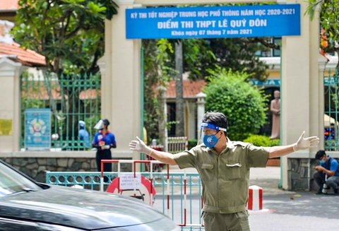Những điểm tựa thầm lặng mùa thi - Ảnh 6. Những điểm tựa thầm lặng mùa thi - Ảnh 6.