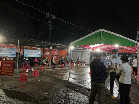 Dịch COVID ngày 8-7: Khánh Hòa áp dụng Chỉ thị 16 ở TP Nha Trang và 2 huyện từ ngày mai - Ảnh 11. Dịch COVID ngày 8-7: Khánh Hòa áp dụng Chỉ thị 16 ở TP Nha Trang và 2 huyện từ ngày mai - Ảnh 11.