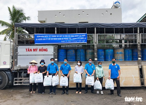 ‘Ăn cá ba sa, Sài Gòn mau hết dịch nha!’ - Ảnh 3. ‘Ăn cá ba sa, Sài Gòn mau hết dịch nha!’ - Ảnh 3.