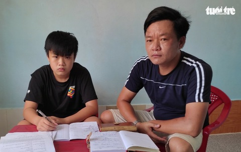 Con điểm tốt mà không có chỗ vào lớp 10, phụ huynh đứng ngồi không yên - Ảnh 1. Con điểm tốt mà không có chỗ vào lớp 10, phụ huynh đứng ngồi không yên - Ảnh 1.