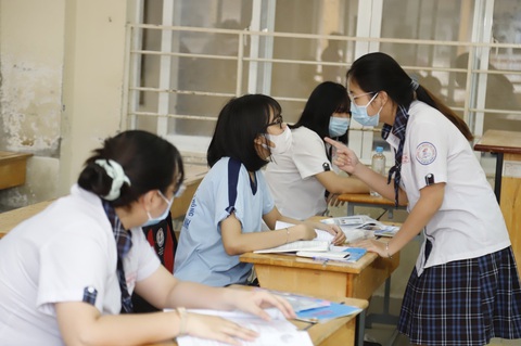 Bài giải gợi ý môn lịch sử kỳ thi tốt nghiệp THPT 2021 - Ảnh 1. Bài giải gợi ý môn lịch sử kỳ thi tốt nghiệp THPT 2021 - Ảnh 1.