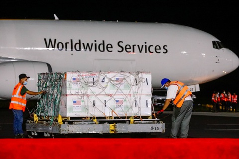 Việt Nam góp nửa triệu USD cho cơ chế vắc xin COVAX - Ảnh 1. Việt Nam góp nửa triệu USD cho cơ chế vắc xin COVAX - Ảnh 1.
