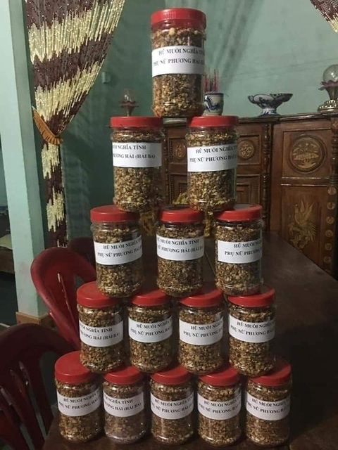 Bà con Quảng Trị, Quảng Bình gom bầu bí, gạo muối gửi Sài Gòn, người Sài Gòn cay khóe mắt - Ảnh 12. Bà con Quảng Trị, Quảng Bình gom bầu bí, gạo muối gửi Sài Gòn, người Sài Gòn cay khóe mắt - Ảnh 12.