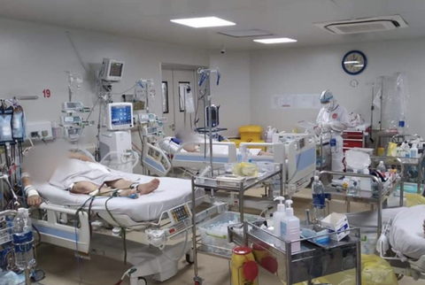 TP.HCM triển khai 1.000 giường hồi sức cho các ca COVID-19 nguy kịch - Ảnh 1. TP.HCM triển khai 1.000 giường hồi sức cho các ca COVID-19 nguy kịch - Ảnh 1.