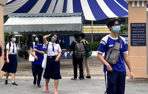 ĐH Khoa học tự nhiên TP.HCM công bố điểm chuẩn ưu tiên xét tuyển - Ảnh 1. ĐH Khoa học tự nhiên TP.HCM công bố điểm chuẩn ưu tiên xét tuyển - Ảnh 1.