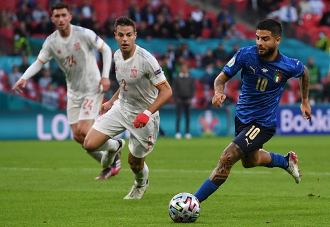 Euro 2020 lãng mạn nhờ sắc thiên thanh - Ảnh 11. Euro 2020 lãng mạn nhờ sắc thiên thanh - Ảnh 11.