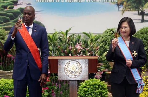 11 nghi phạm ám sát tổng thống Haiti đột nhập trốn trong cơ quan ngoại giao Đài Loan - Ảnh 3. 11 nghi phạm ám sát tổng thống Haiti đột nhập trốn trong cơ quan ngoại giao Đài Loan - Ảnh 3.