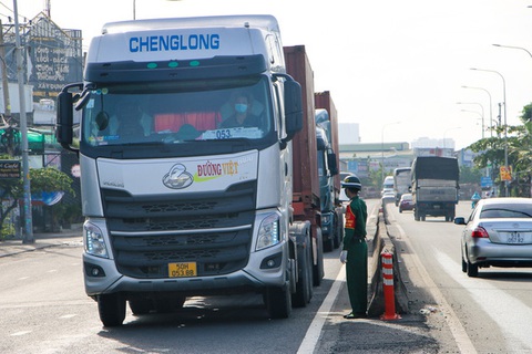 Lập nhóm Zalo hỗ trợ vận tải cho TP.HCM, Đồng Nai, Bình Dương, Long An - Ảnh 1. Lập nhóm Zalo hỗ trợ vận tải cho TP.HCM, Đồng Nai, Bình Dương, Long An - Ảnh 1.
