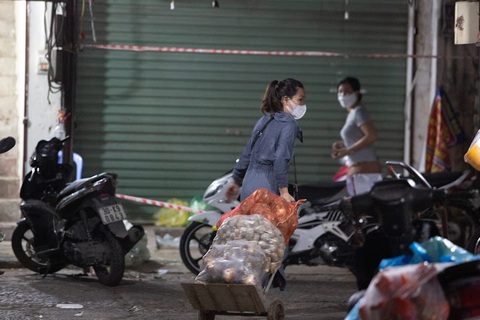 Hà Nội thêm 18 ca COVID-19 mới, Bạc Liêu 1 ca là tài xế xe luồng xanh - Ảnh 3. Hà Nội thêm 18 ca COVID-19 mới, Bạc Liêu 1 ca là tài xế xe luồng xanh - Ảnh 3.