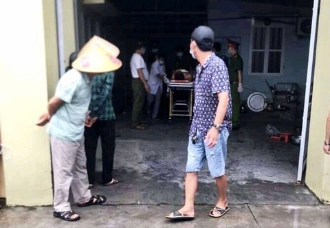 Điều tra vụ chồng chém vợ và chị vợ trọng thương rồi tự sát - Ảnh 1. Điều tra vụ chồng chém vợ và chị vợ trọng thương rồi tự sát - Ảnh 1.