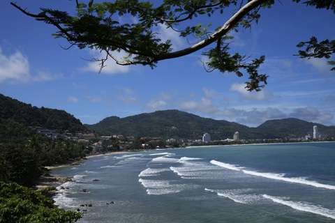 Thái Lan quyết duy trì mô hình ‘hộp cát Phuket’ - Ảnh 1. Thái Lan quyết duy trì mô hình ‘hộp cát Phuket’ - Ảnh 1.