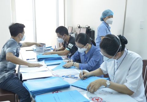 Sáng 11-8: Cả nước thêm 4.802 ca COVID-19, lập kỷ lục một ngày tiêm trên 1,4 triệu liều vắc xin - Ảnh 1. Sáng 11-8: Cả nước thêm 4.802 ca COVID-19, lập kỷ lục một ngày tiêm trên 1,4 triệu liều vắc xin - Ảnh 1.