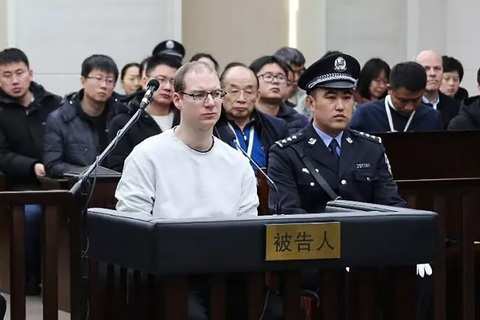 Trung Quốc y án tử hình công dân Canada khi phiên tòa xử bà Mạnh Vãn Chu đang diễn ra - Ảnh 1. Trung Quốc y án tử hình công dân Canada khi phiên tòa xử bà Mạnh Vãn Chu đang diễn ra - Ảnh 1.