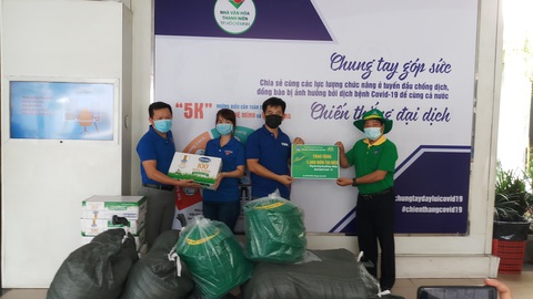 Nỗ lực và tấm lòng của người lao động PVFCCo trong đại dịch - Ảnh 2. Nỗ lực và tấm lòng của người lao động PVFCCo trong đại dịch - Ảnh 2.