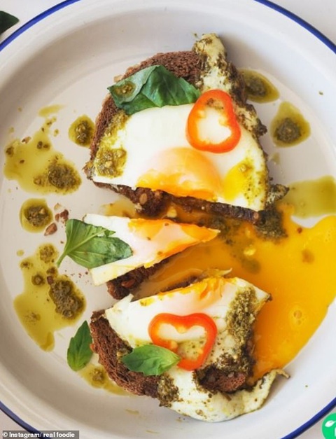 Pesto trứng mê lòng người, gây sốt châu Âu thời cách ly - Ảnh 5. Pesto trứng mê lòng người, gây sốt châu Âu thời cách ly - Ảnh 5.