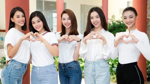 Nghệ sĩ mở chợ online gây quỹ chống dịch - Ảnh 1. Nghệ sĩ mở chợ online gây quỹ chống dịch - Ảnh 1.
