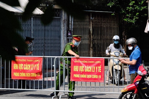 Hà Nội phát hiện nhiều F0 qua xét nghiệm sàng lọc diện rộng - Ảnh 1. Hà Nội phát hiện nhiều F0 qua xét nghiệm sàng lọc diện rộng - Ảnh 1.