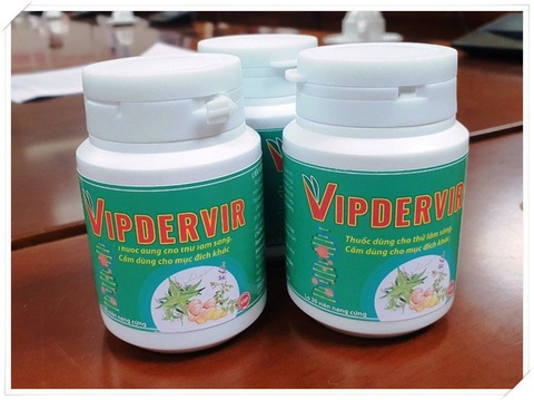 Viện đang nghiên cứu thuốc trị COVID từ thảo dược, nhà tài trợ đã rao bán sản phẩm y hệt? - Ảnh 1. Viện đang nghiên cứu thuốc trị COVID từ thảo dược, nhà tài trợ đã rao bán sản phẩm y hệt? - Ảnh 1.