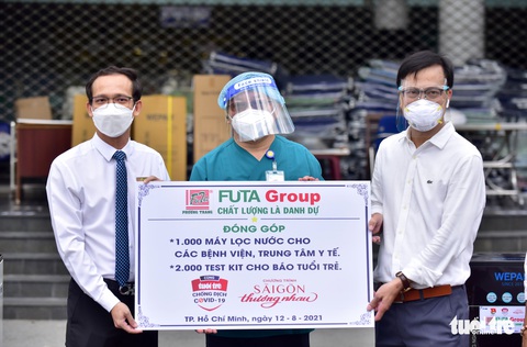 Tập đoàn Phương Trang tặng 1.000 máy lọc nước cho hệ thống y tế tuyến đầu - Ảnh 3. Tập đoàn Phương Trang tặng 1.000 máy lọc nước cho hệ thống y tế tuyến đầu - Ảnh 3.