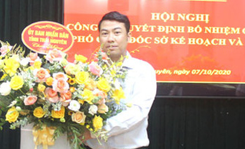 Cách chức phó giám đốc Sở Kế hoạch và đầu tư sàm sỡ nữ nhân viên - Ảnh 1. Cách chức phó giám đốc Sở Kế hoạch và đầu tư sàm sỡ nữ nhân viên - Ảnh 1.